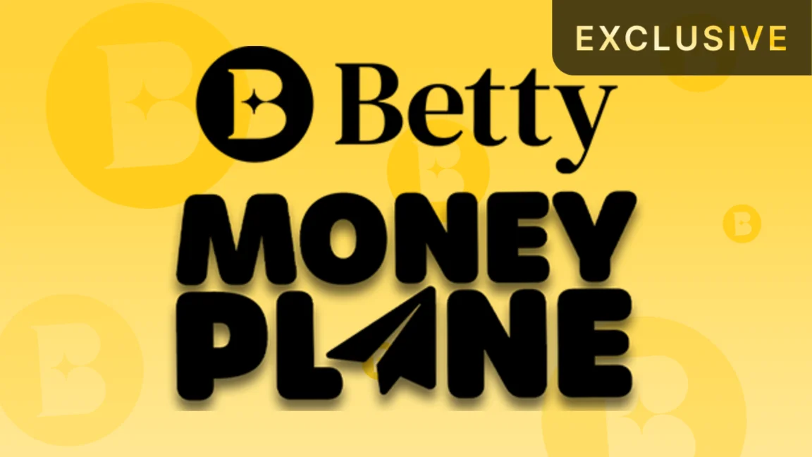 Betty Money plane